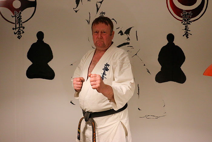 Senpai Jørgen Fogt, Felsted, er træner i Gråsten Karate Klub Foto Signe Svane Kryger