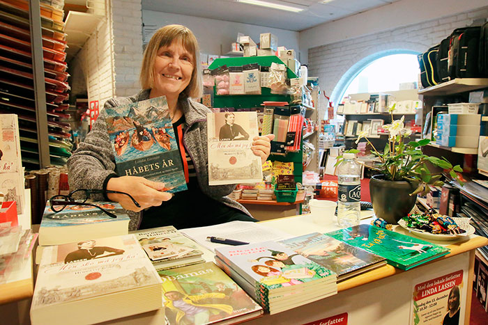 Forfatteren Linda Lassen gæstede Gråsten Boghandel for at signere sine bøger. Foto Søren Gülck