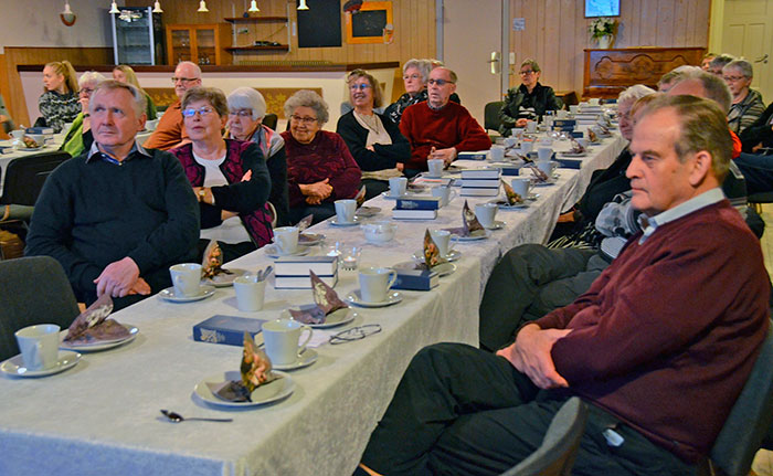 Ældre Sagen i Lundtoft samlede forleden 40 mennesker til et spændende foredrag om Sirius patruljen i Kliplev Forsamlingsgård. Foto Tove Hansen