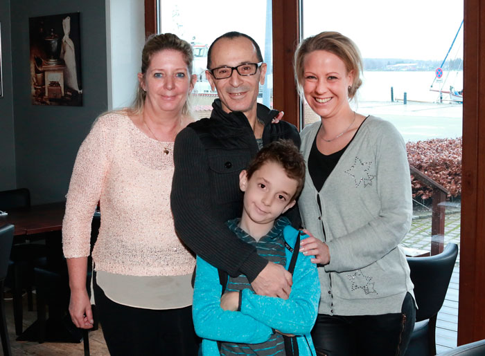 Gitte, Wael Majed og deres søn Emilio og Lisa Andersen. Foto Søren Gülck   