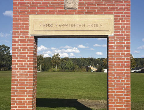 Mindesmærke for Frøslev-Padborg Skole