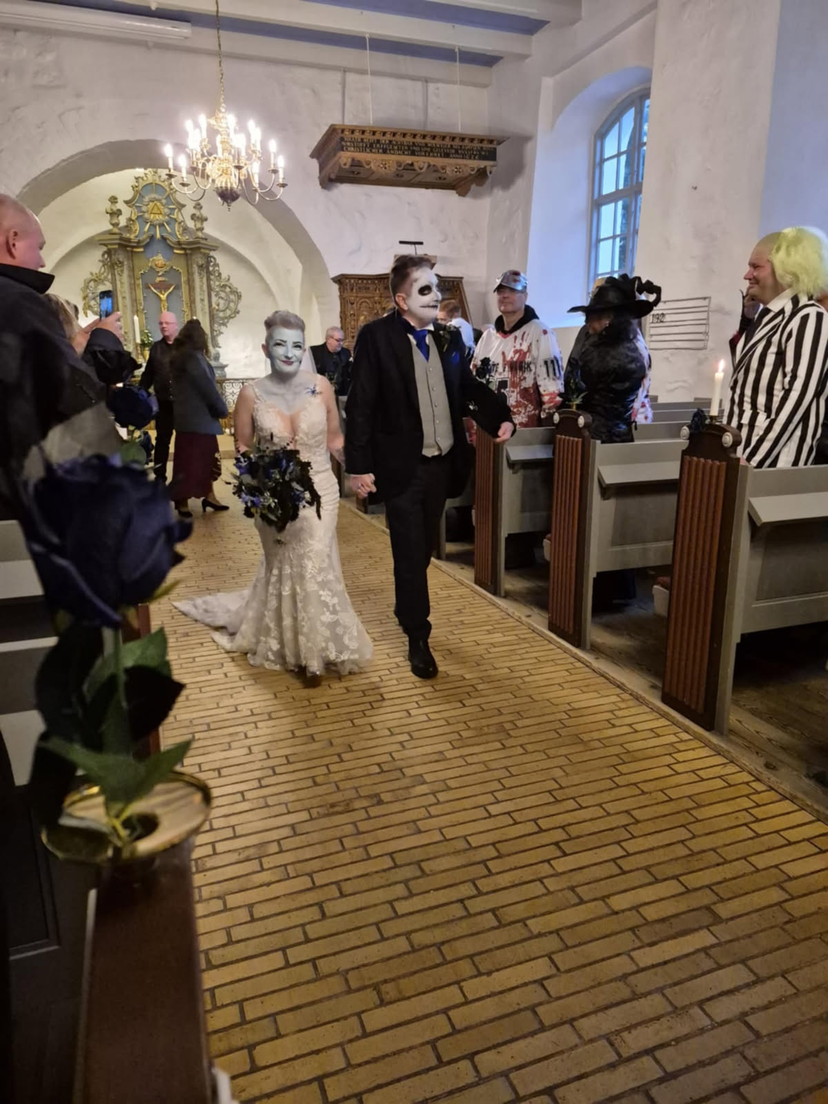 Billede 1 Halloween bryllup i Bov Kirke 01.11.2025