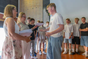 Gråsten Skole holdt festlig dimissionsfest for 46 elever. Foto Søren Gülck