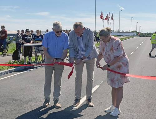 Folkefest ved indvielsen af den nye motorvejsbro