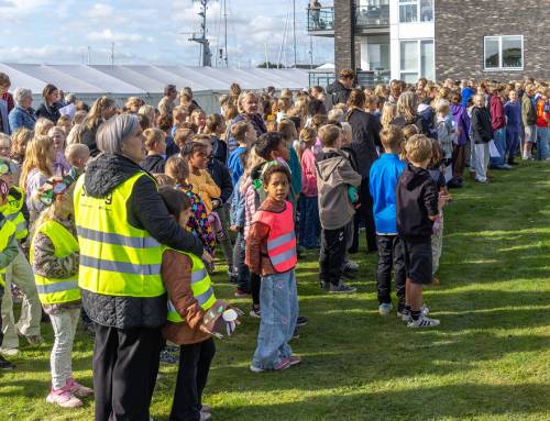 250 skoleelever sang ved Æblefestivalen